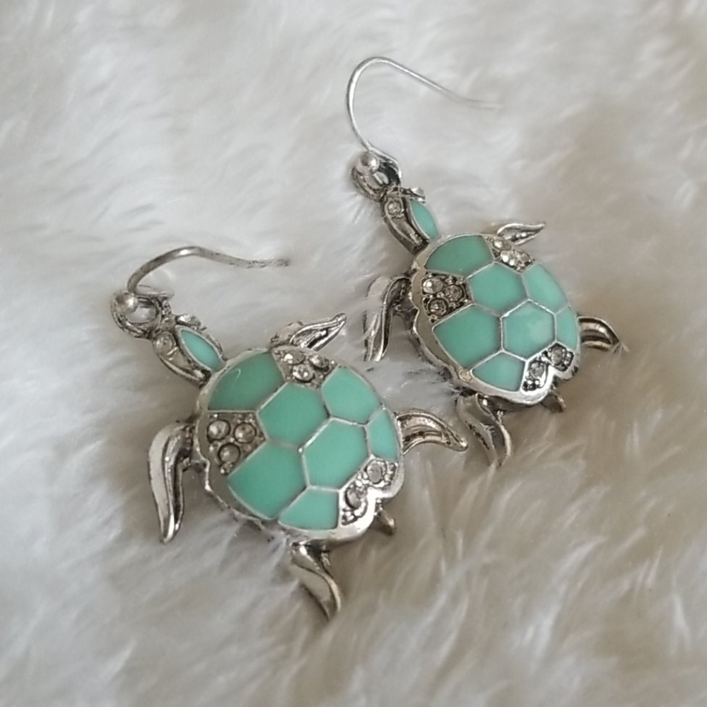 🌟10 FOR $30 Turquoise enamel Turtle earrings
